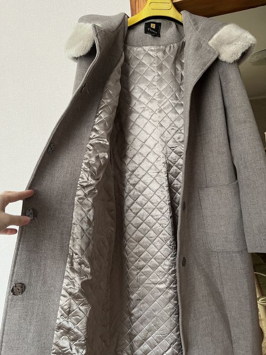 Продам польто женское