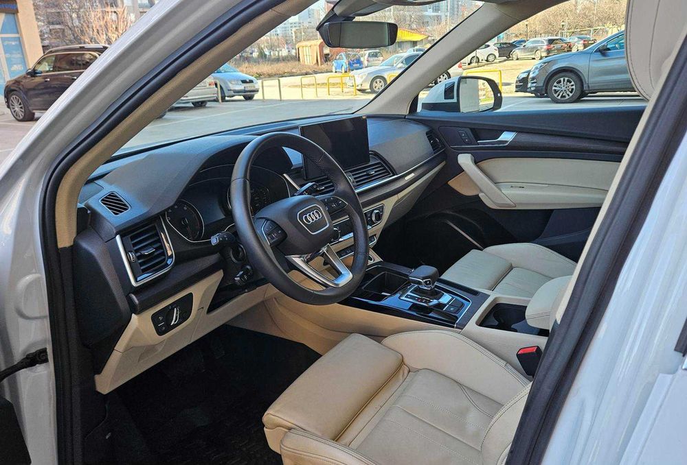 Audi Q5 QUATTRO 45TFSI S LINE 2024 КАТО НОВА 2460 км - 35790 EURO