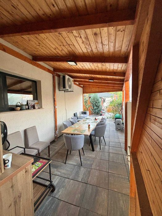 CASA INDIVIDUALA-ZONA SELECTA - PADURE SI LAC ( foisor, gratar, beci, terase si curte amenajata- proximitate Penny/saloane beauty si spalatorie))