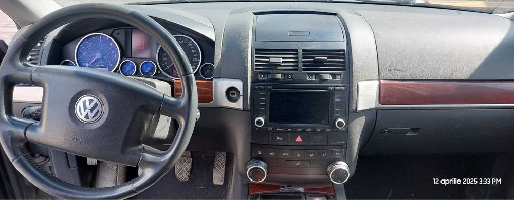 Volkswagen Touareg, 2.5 L - diesel, 2008