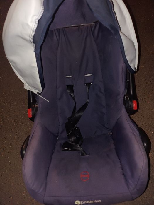 Scoica kinderkraft 1-13 kg pentru masina scaun auto