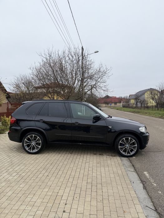 Vand / Schimb Bmw x5 2011 facelift schimb cu containere
