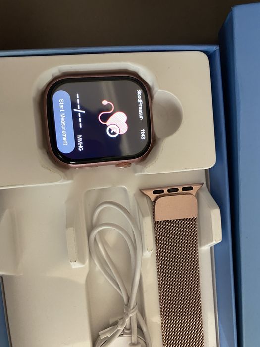 Смарт часы новые в упаковке