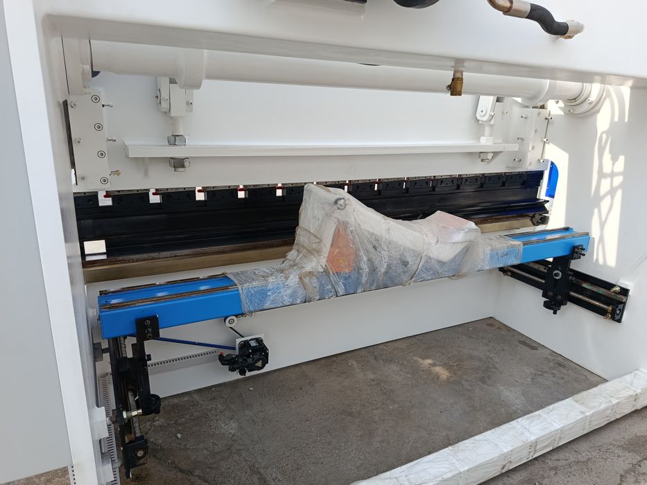 Листогиб 125 тонна 3200мм