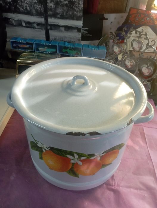 Продам мантоварка эмалированую