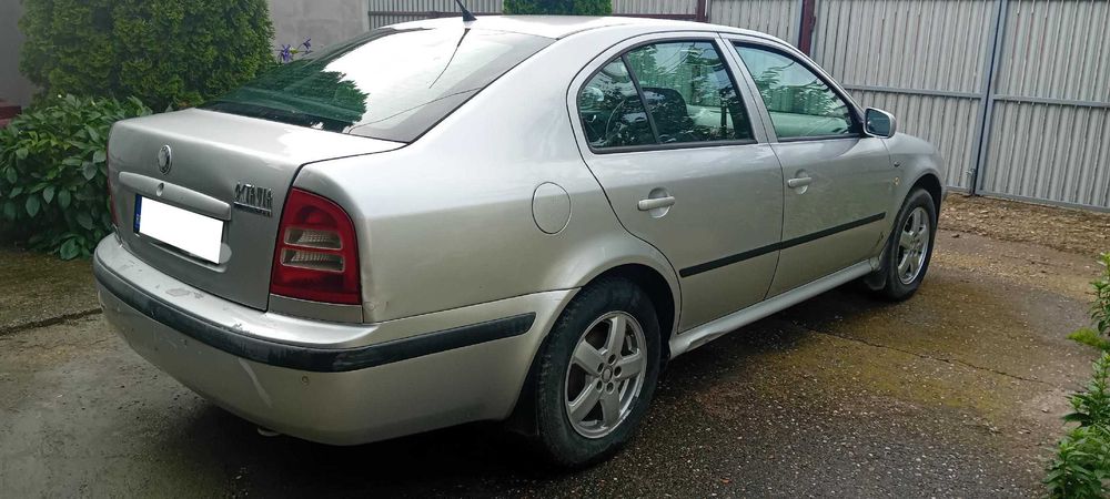 vand auto skoda 2002
