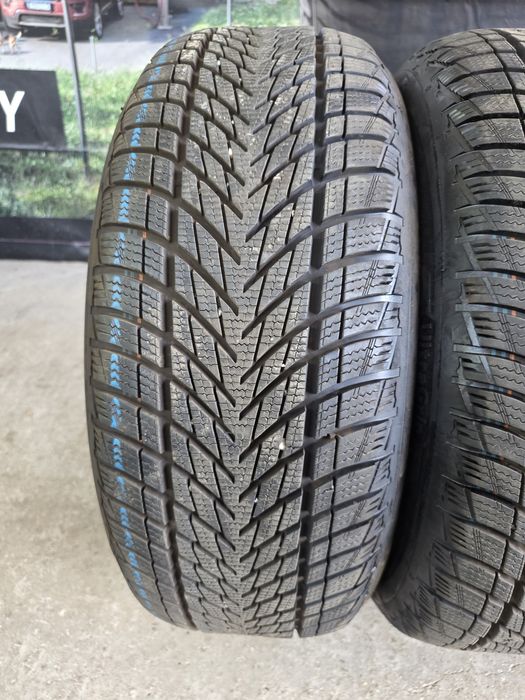 225/55/17 Goodyear 4бр