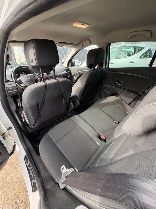 Vând Renault Megane 3 GT Line 2014 – 1.2 Benzină (115 CP)