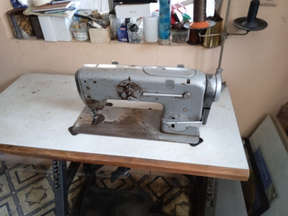 Професионална шевна машина.Нова цена.