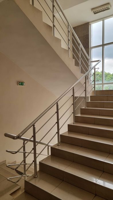 Продава се Офис в Разград, Център - 1358 кв.м за 564 €/кв.м - Снимка #5