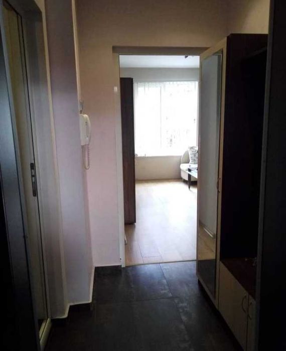 Дава се под наем Двустаен апартамент в Бургас, Възраждане - 50 кв.м за 76.5 € - Снимка #3