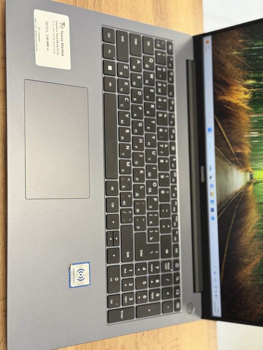Huawei MateBook D16