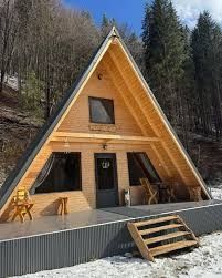 Vând cabane stil-aframe