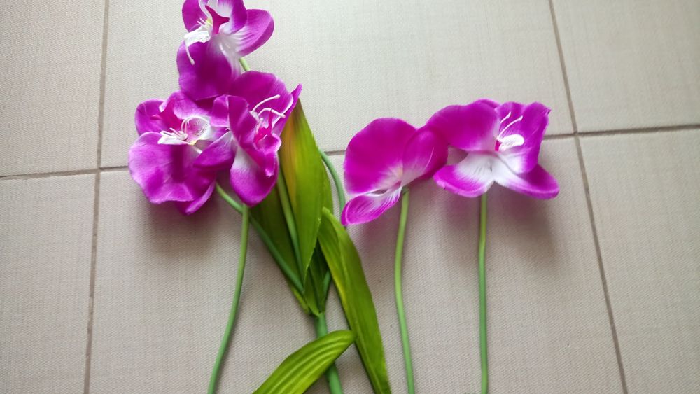 Цветы листья искусственные. Декор.