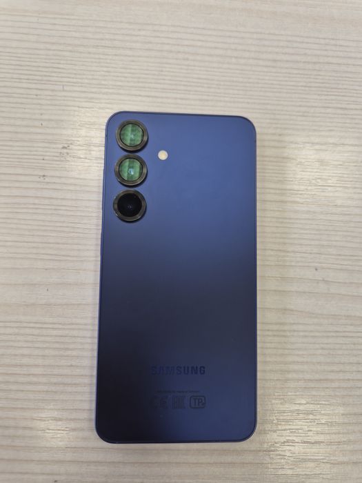 Продаю samsung s25 самсунг