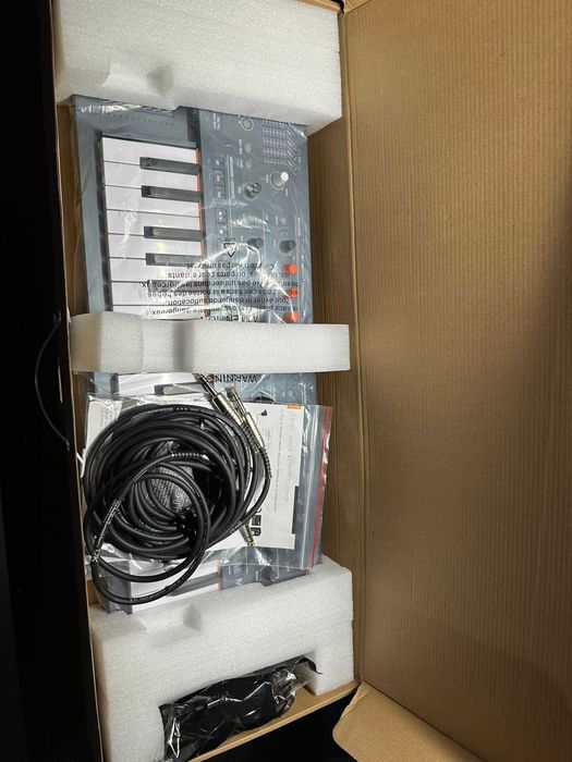 Arturia MiniFreak Sintetizator