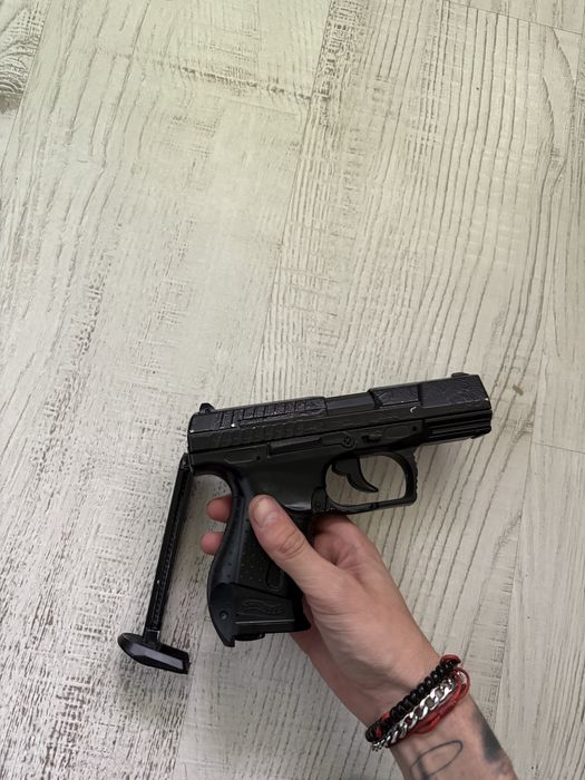 Airsoft Walther P99