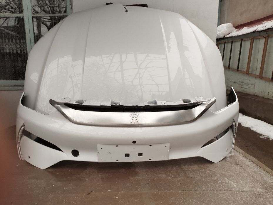 БВД передний капот бу цвет белый перламутр трёхслойная