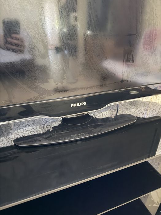 Продам телевизор Philips