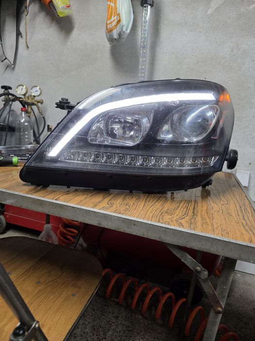 Фарове за Мерцедес ML- W164