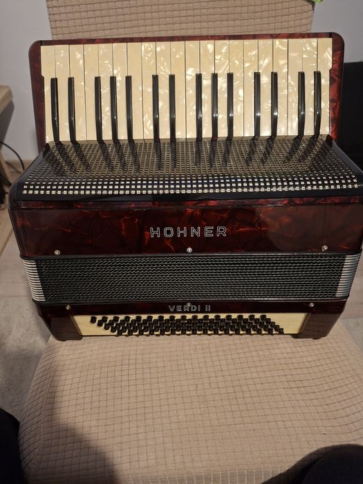 Hohner de vînzare verdi $
