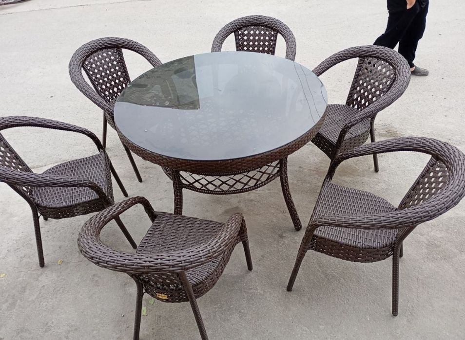 Ratan stollar oʻptim narxlarda