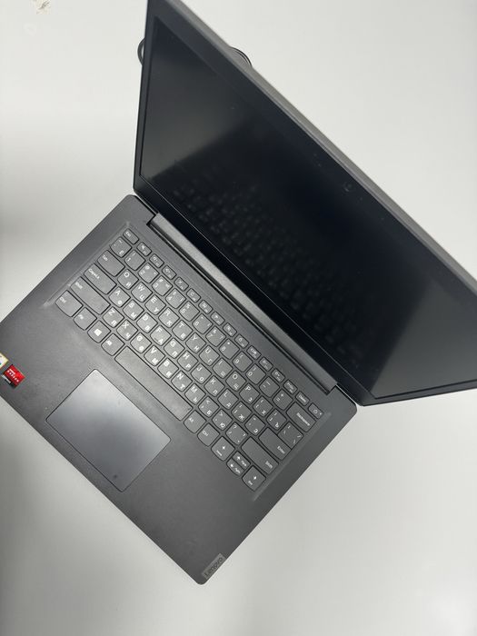 Продам ноутбук Lenovo