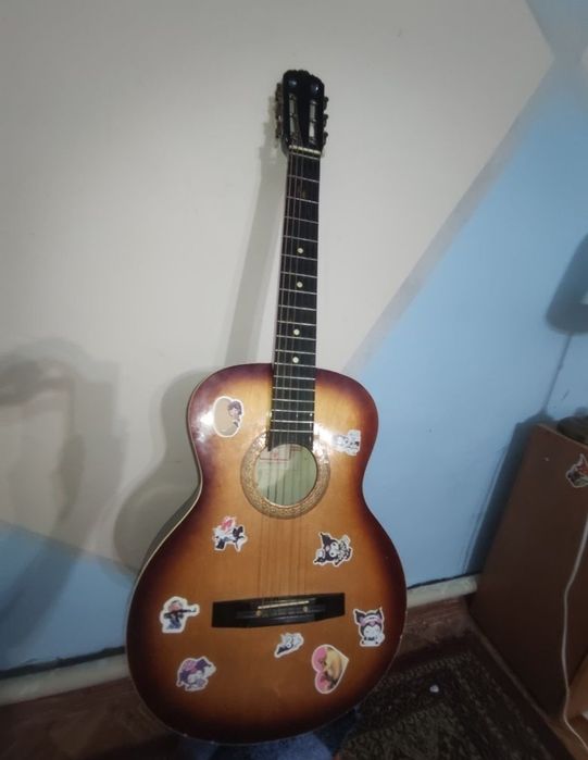 Гитара 91 года со вздутым барабаном