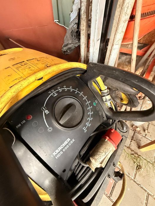 Aparat de spălat cu presiune și apă caldă Kärcher HDS 698 CSX (Profisport)