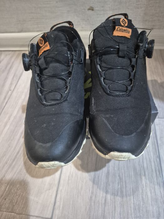 Продам термо кроссовки