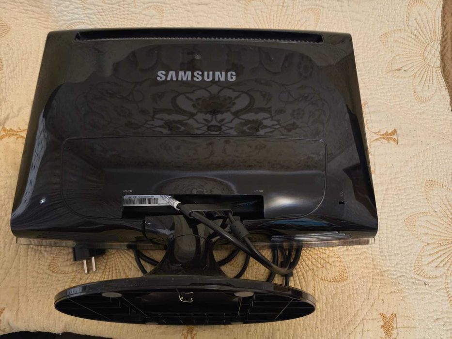 Монитор Samsung SyncMaster T190