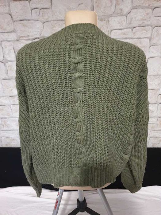 Pulover/Cardigan Stradivarius,marimea L,stare buna