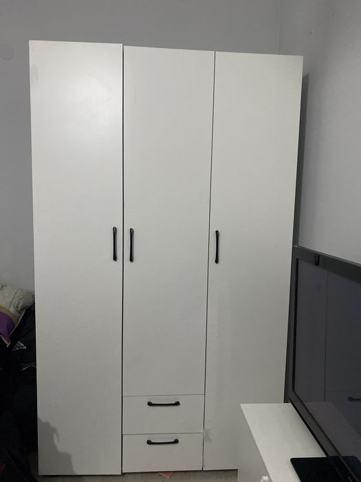 Шкаф для одежды,размер 120x205x52 см,белый