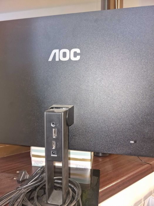 Монитор AOC 24" Full HD (в отличном состоянии)