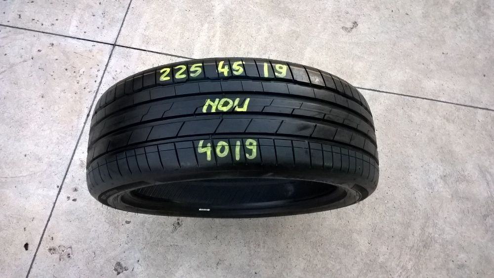 O anvelopa noua de vara 225 45 19 hankook ventus 1 evo 3