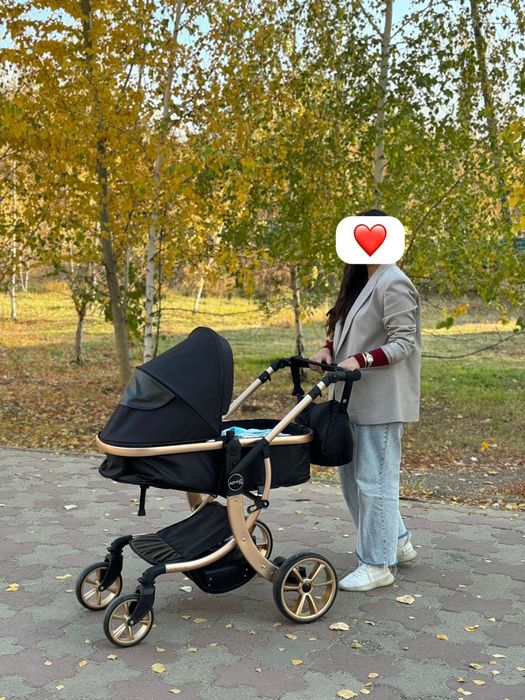 Продам коляску черного цвета