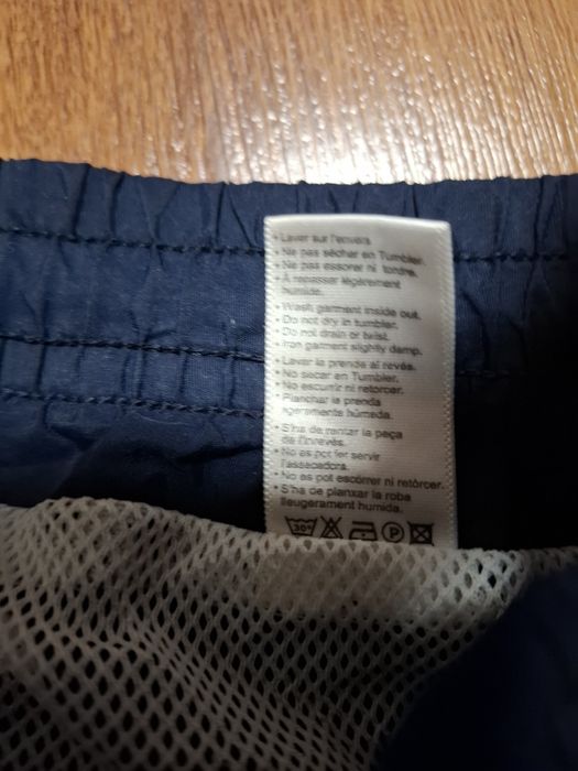 Lacoste мъжки бански S- M размер