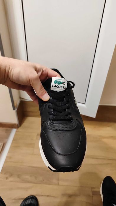 Маратонки Lacoste