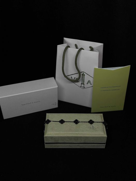 Гривна Van Cleef and Arpels - Ван Клииф