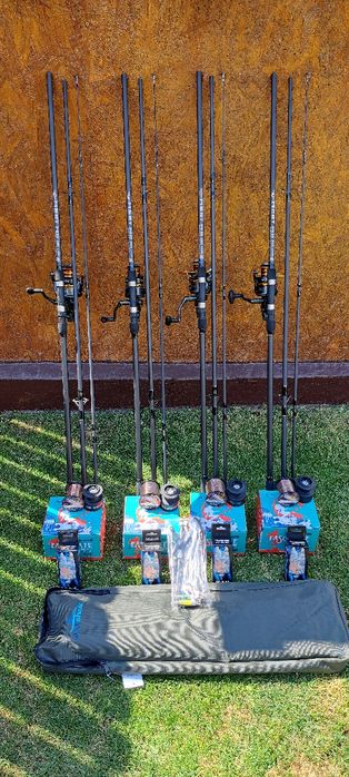 Set 4 Lansete Carbon,4 Mulinete Cu Baitrunner 8000 ,Rod Pod Echipat