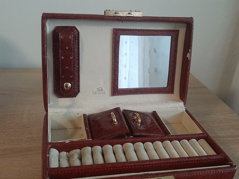 Casetă Bijuterii CARPISA Model Snake Skin, Etajată, cu inchidere