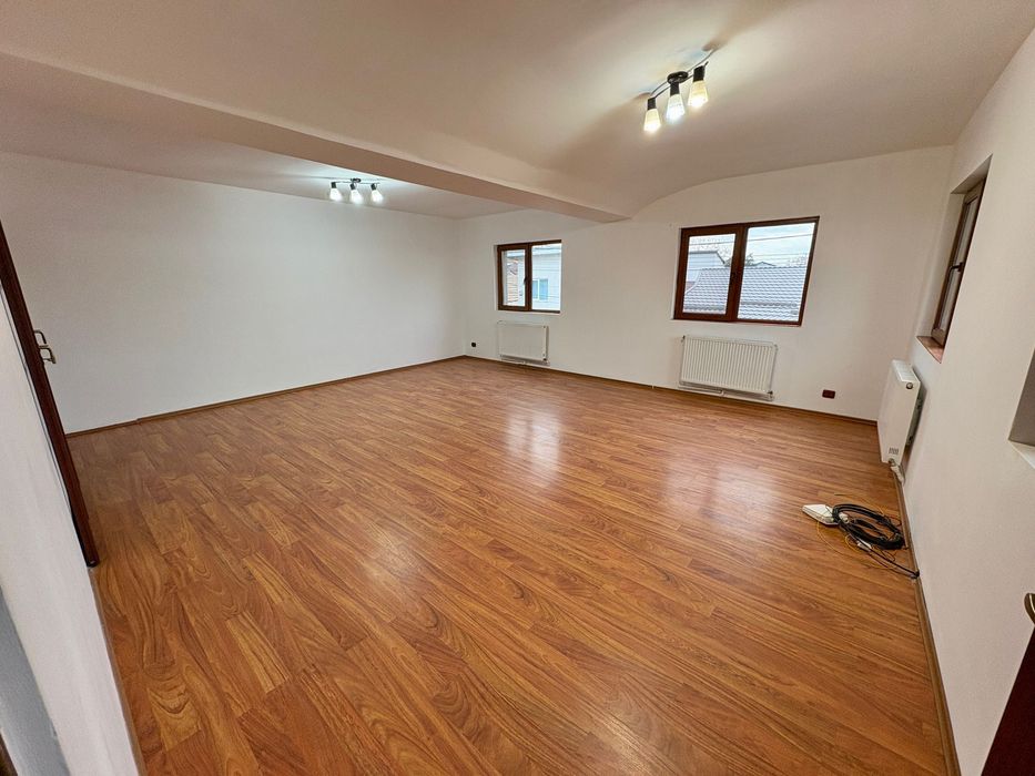 Inchiriere spatiu birouri/clinica/activitati profesionale