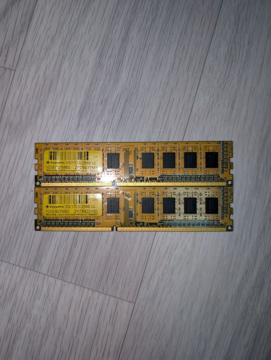 Оперативная память (DDR2 / DDR3)