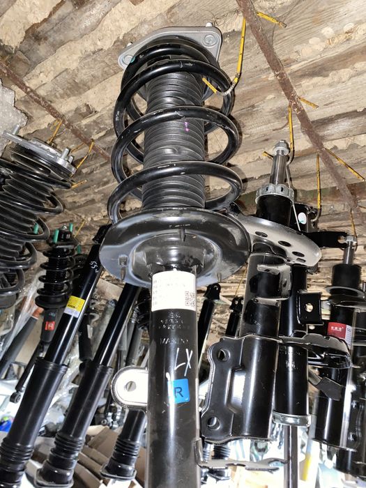 Амортизатор Ексид Лх Exeed Lx передние левое правое