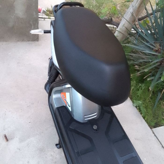 Срочно сотилади пул зарил