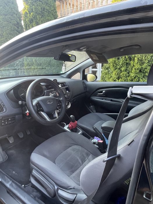 Vand kia rio 2012