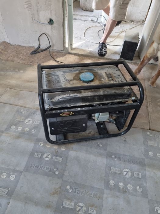 Генератор бензиновый