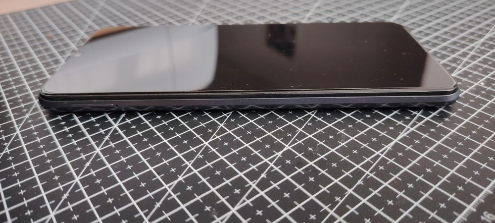 Realme C11 2021 - 32GB / 2GB RAM - Много запазен