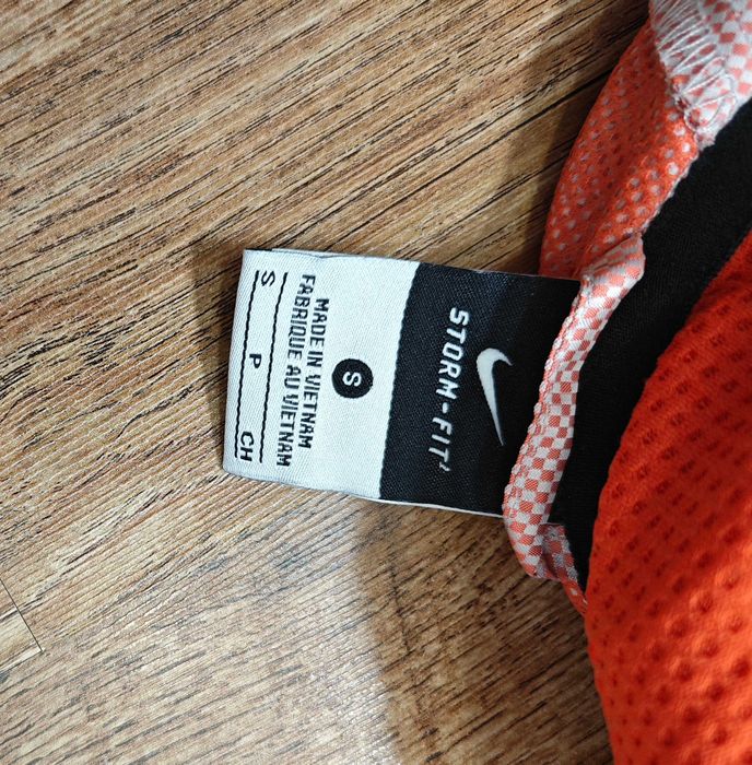 NIKE Storm fit Оригинално дамско яке с качулка размер S