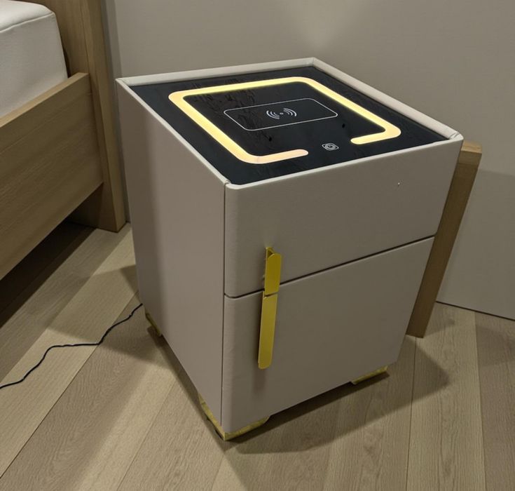 Noptiera inteligenta cu seif, LED Touch, incarcare wireless, sticla securizata